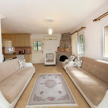 Splendid Villa Surrounded By Nature Near Milas-Bodrum Airport וילה Gulluk